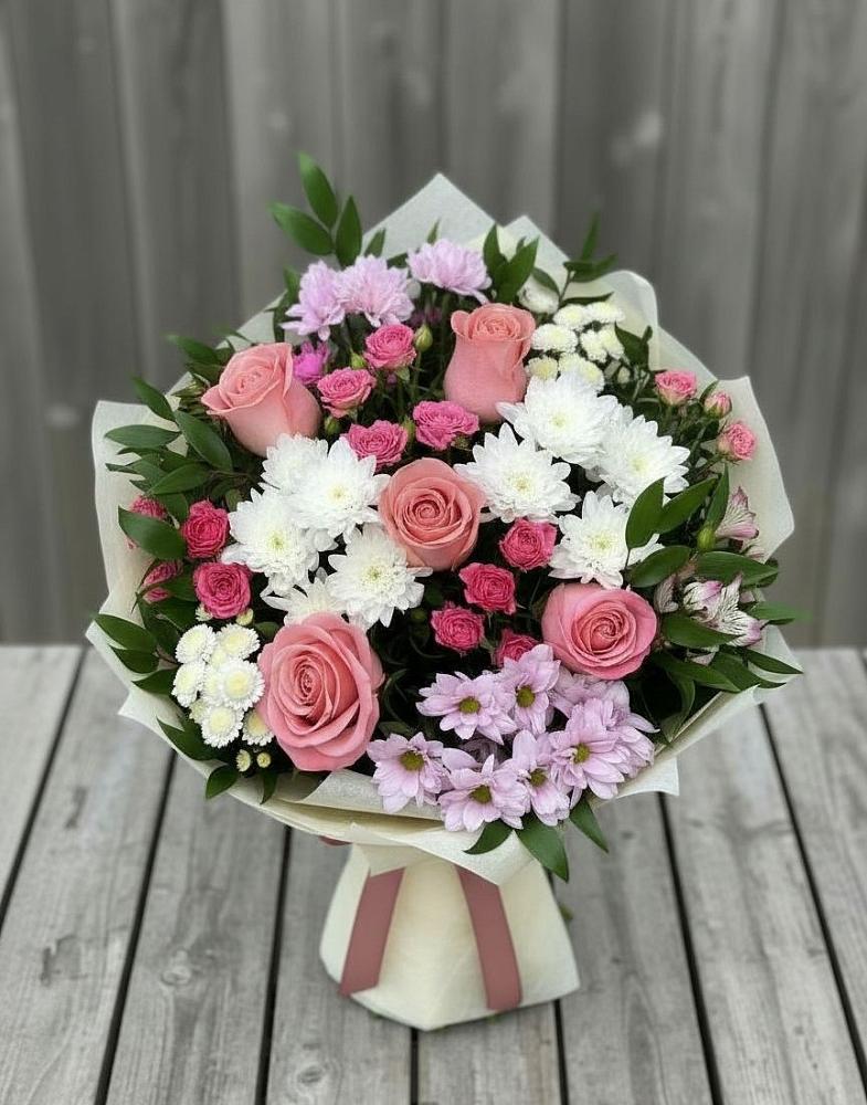 Букет цветов из: Альстромерии, Гвоздики, Розы и Хризантемы в Ленинкенте