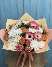 Букет цветов из:  Розы, Герберы и Хризантемы в Ленинкенте