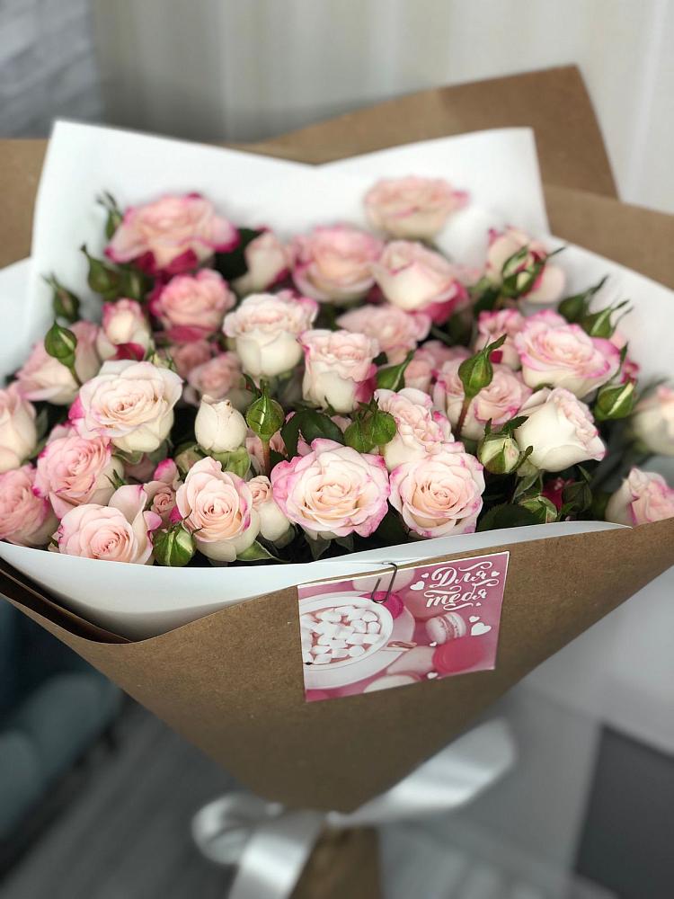 Букет цветов из: Розы в Ленинкенте