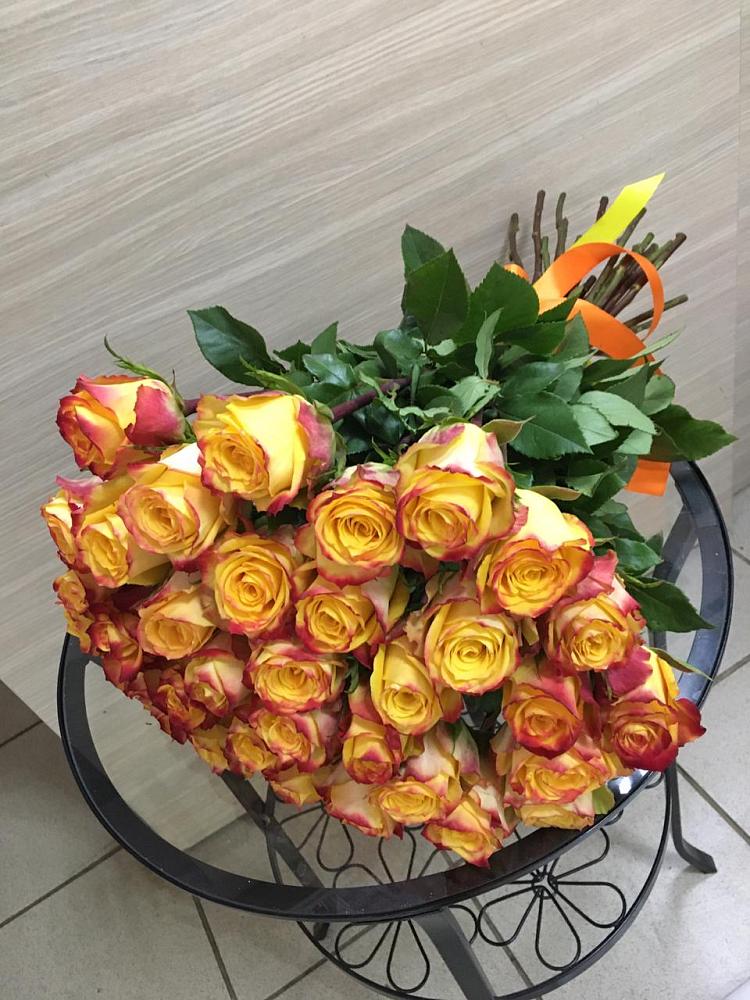 Букет Желтые розы в Ленинкенте