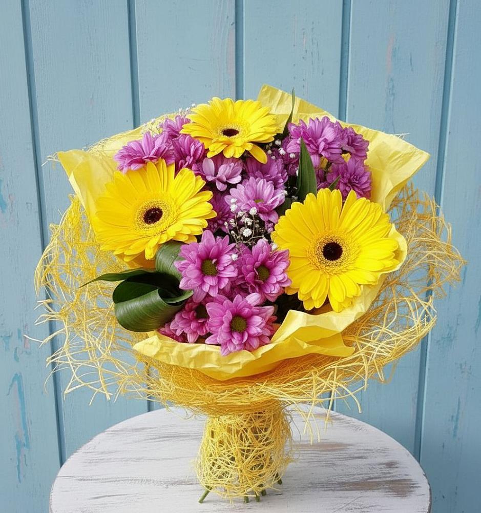 Букет цветов из: Хризантемы и Герберы в Ленинкенте