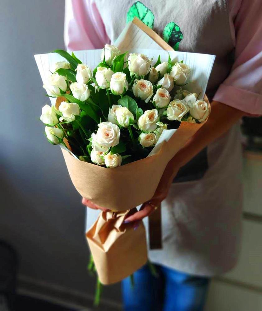 Букет цветов из: Розы в Ленинкенте