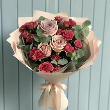 Букет цветов из:  Гвоздики и Розы в Ленинкенте