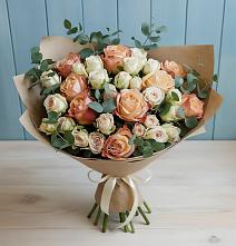 Букет цветов из:  Альстромерии и Розы в Ленинкенте